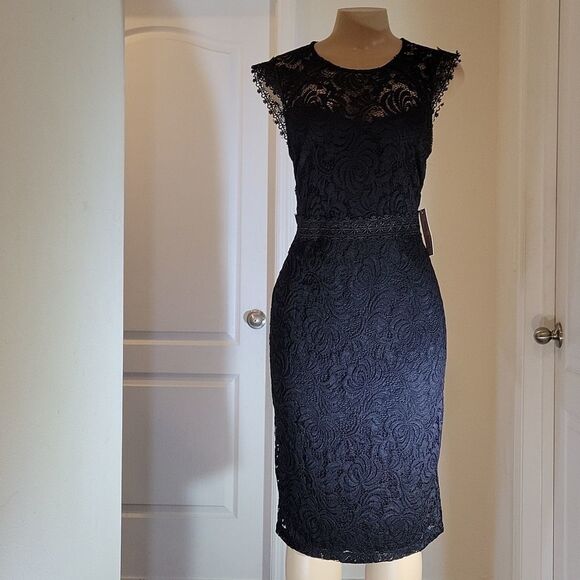 BISSOU BISSOU LACE ROUNDNECK LINE SLEEVELESS DRESS - Picture 6 of 15
